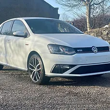 white volkswagen car